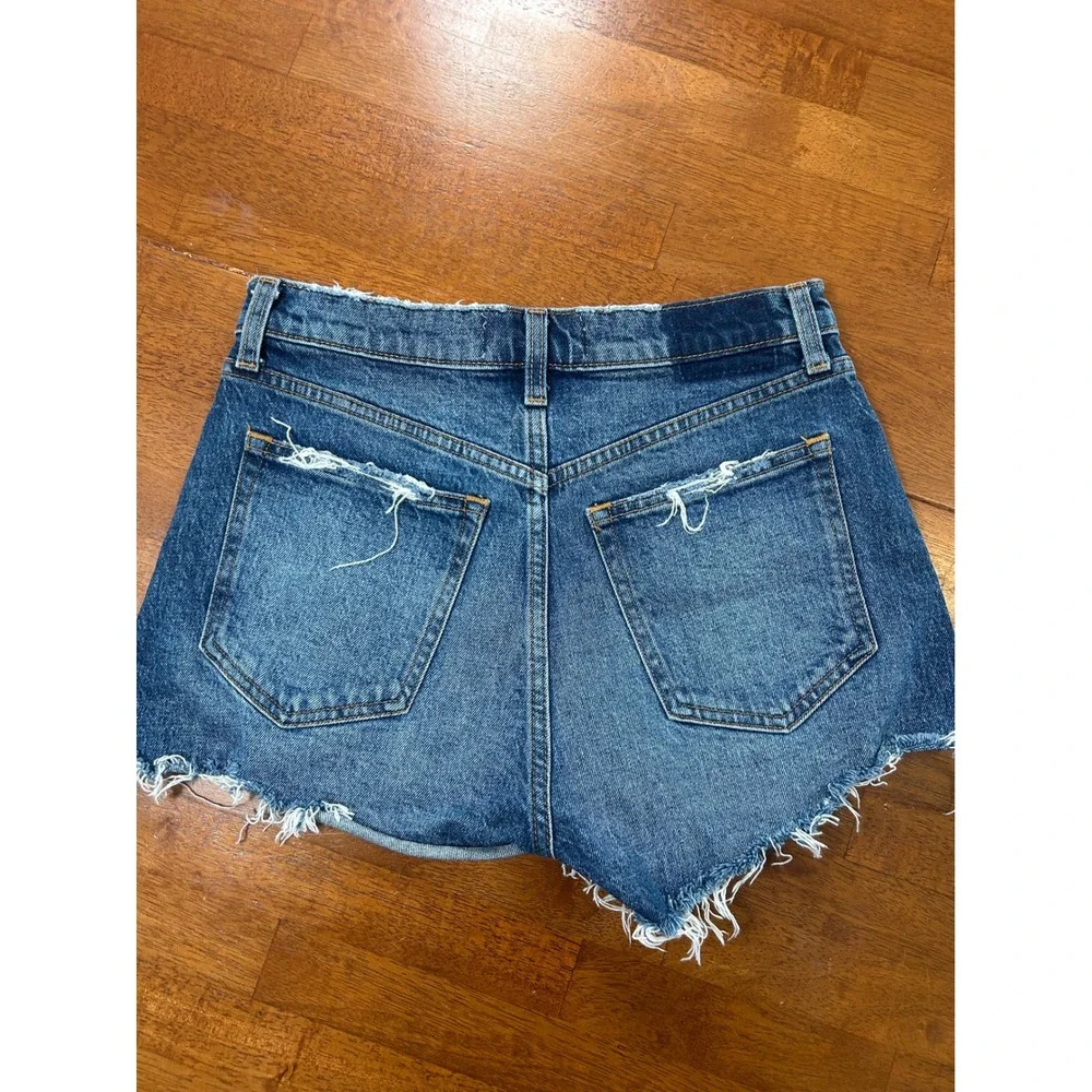 Abercrombie & Fitch The Mom Shorts Women 26/2 Blue High Rise Distressed Denim